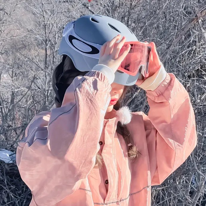 穿八零后妈她带崽逆袭